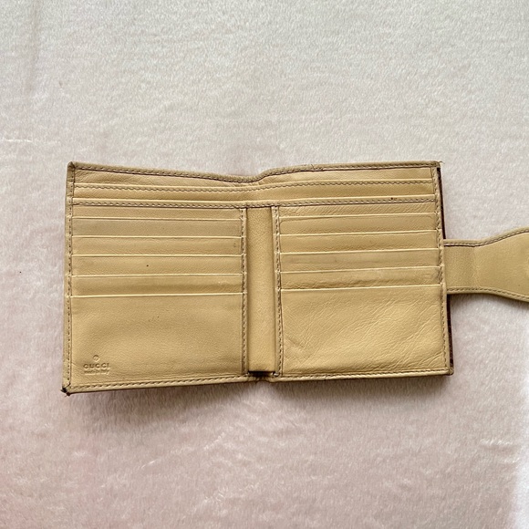 Authentic RARE Gucci Wallet - Picture 4 of 8